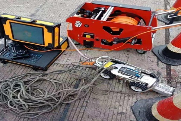 山阴CCTV管道检测机器人