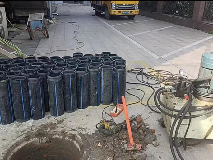 山阴PE置换管厂家 DN315置换管 非开挖管短管置换